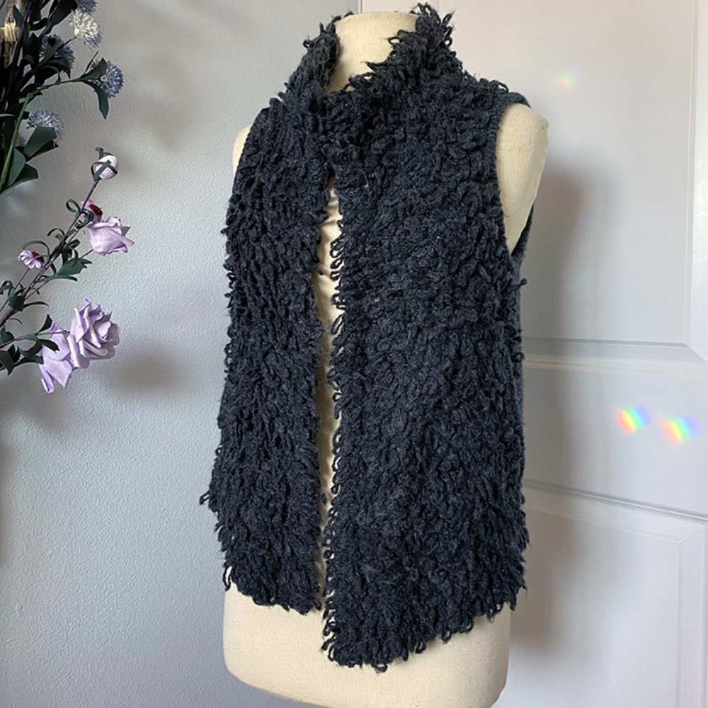 Mossimo Looped Yarn Grey Sweater Vest